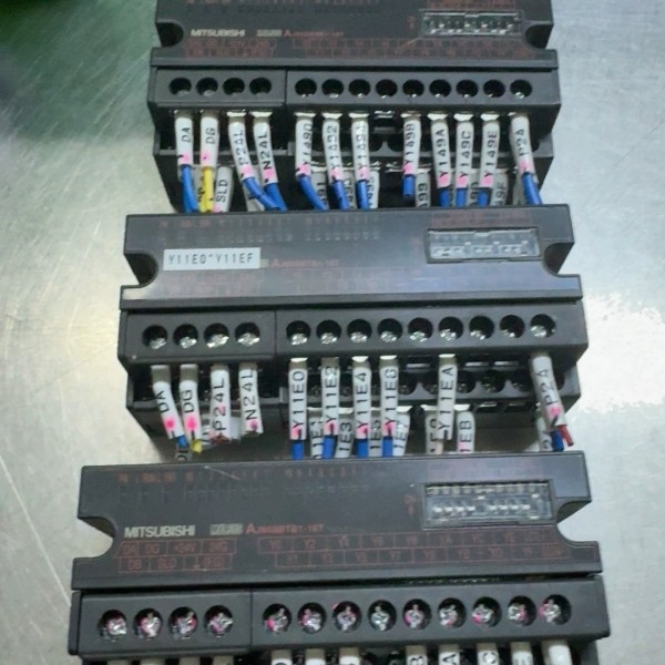 议价三菱远程模块AJ65SBTB1-16T，拆机件，成色如图，功