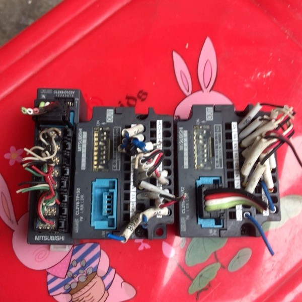 三凌CL2Y8-TP1S2(两个)CL2X8-D1C3V(1【议价】