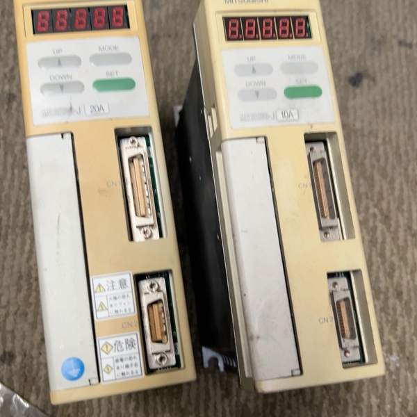 MR-J10A、20A、40A、J10MA、J40MA拆(请询价)