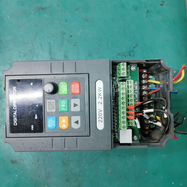 源信变频器YX3000D-4T0022G
