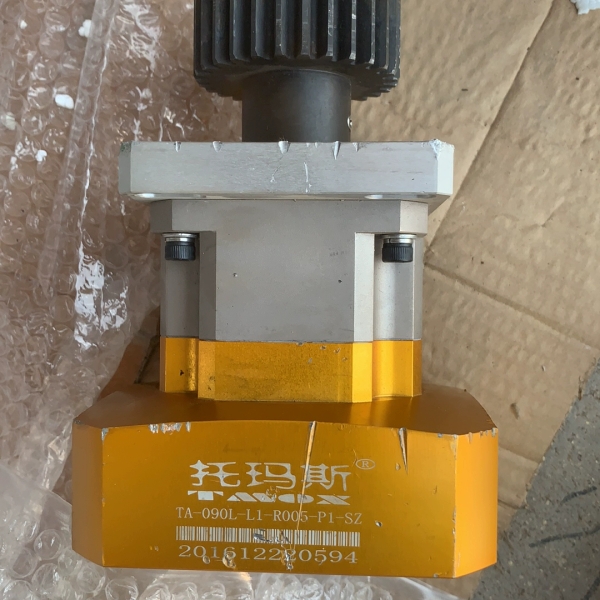 TA-090L-L1-R005-P1-SZ。    托玛斯减