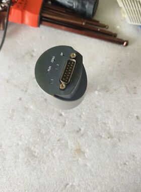 CERAVAC莱宝真空计一个，型号:CTR100，厂里拿回来议价也可维修