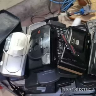 老胶卷相机  带价来议价也可维修