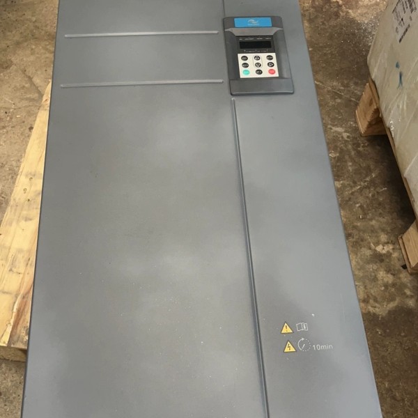 议价MD480T132G 汇川132KW重载型变频 实拍 功能测