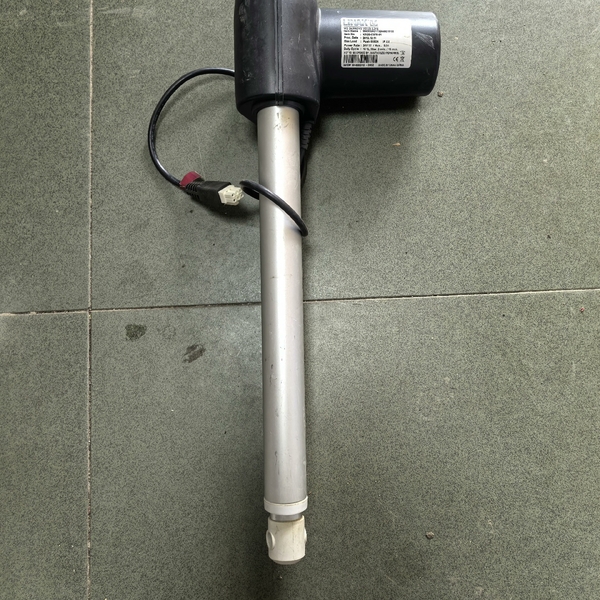 力纳克 电动推力杆 ，型号。KA20-C078-01