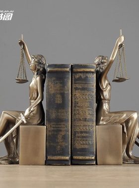 欧式家居装饰品正义女神书档书立法律人摆件律师礼物人物雕塑艺术