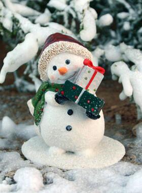 创意可爱雪人摆件家居装饰房子老人情人节送男女生礼物车载圣诞节