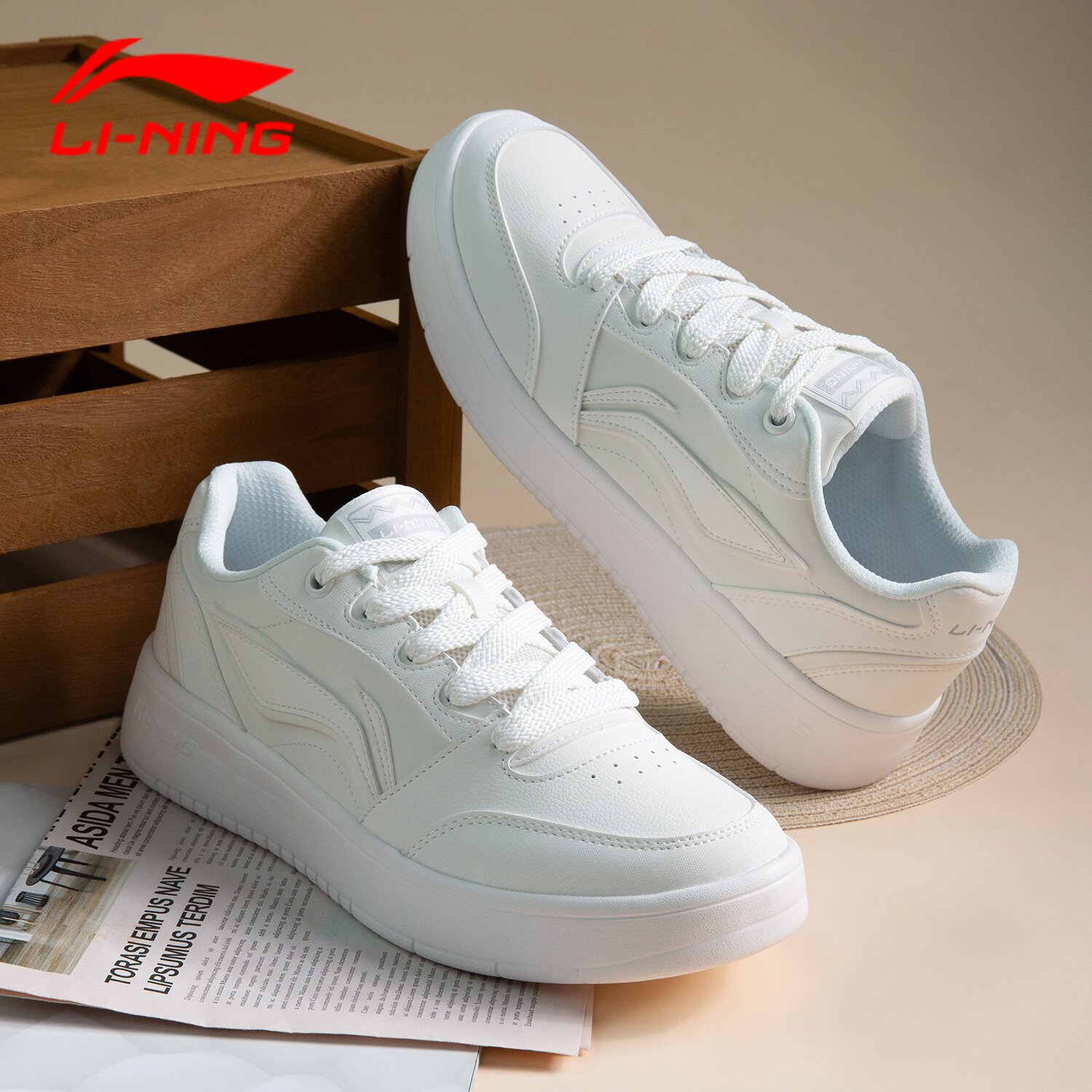 李宁板鞋男款空军一号小白鞋