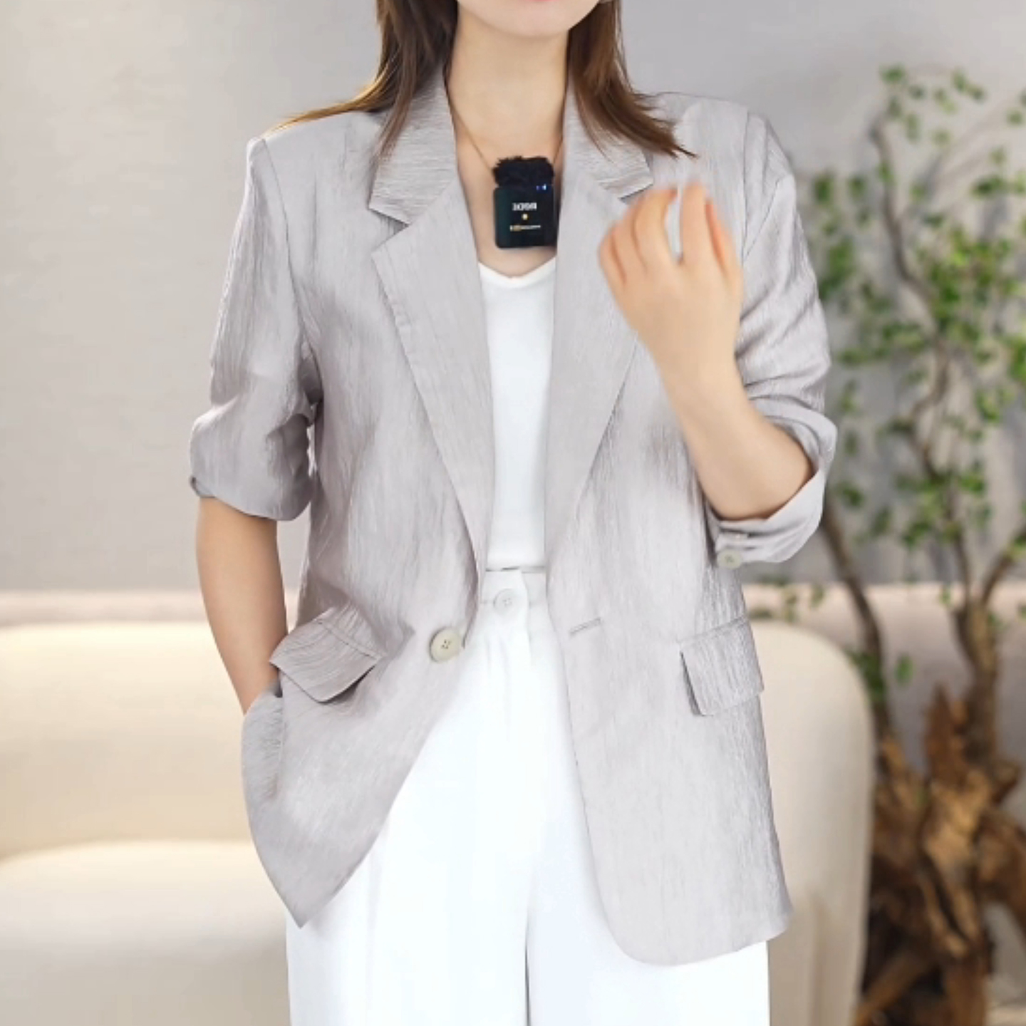 2025夏季新款高级感醋酸小西装女长袖气质显瘦小个子防晒薄款西服