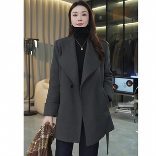 高级感灰色风衣羽绒服女中长款气质翻领轻熟风羽绒大衣2025冬新款