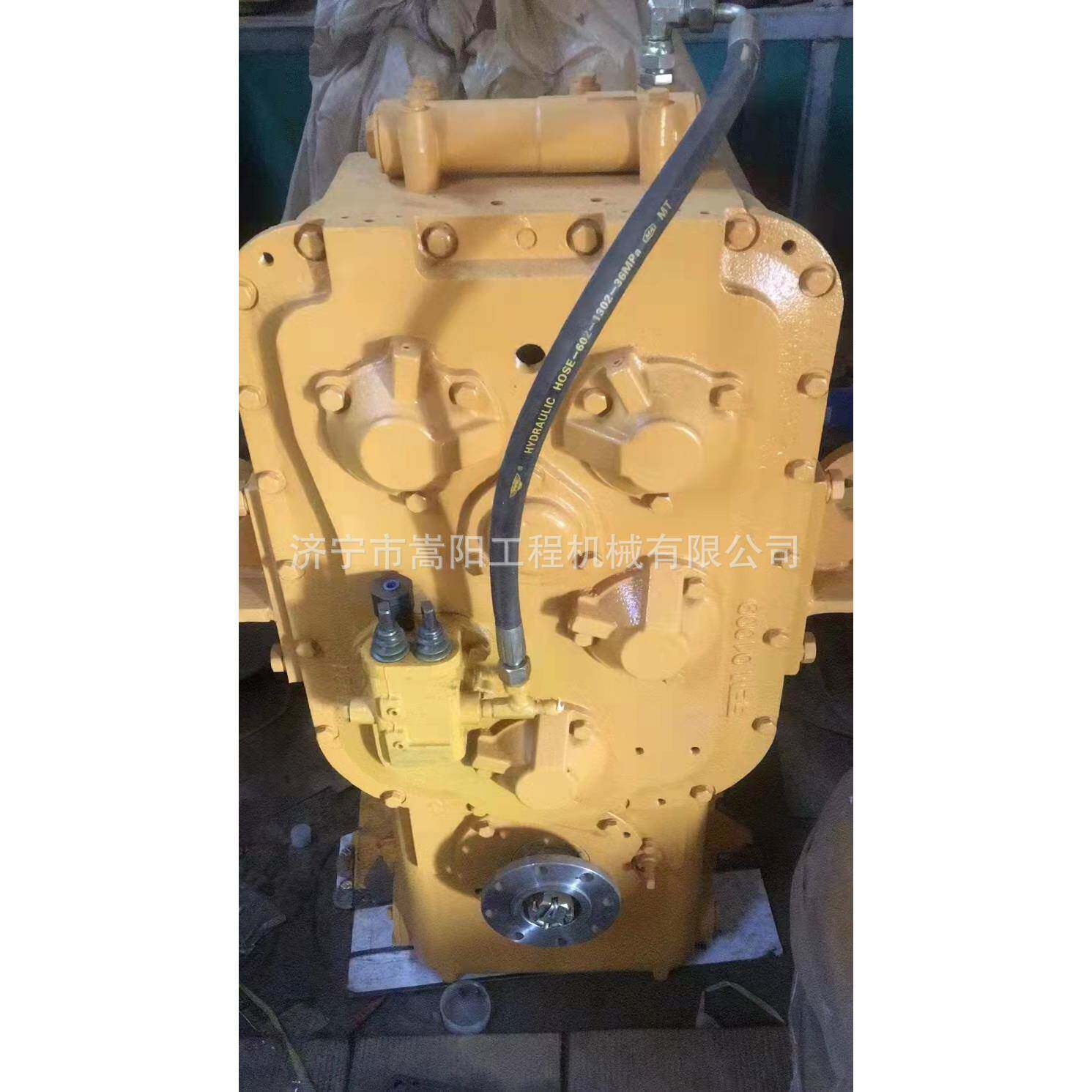 山工SEM650双变总成WD615柴油发动机增压器柴油泵