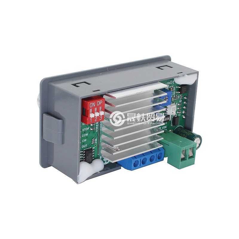 42 57步进电机控制器驱动器一体板4A 正反转角度脉冲速度TTL通信