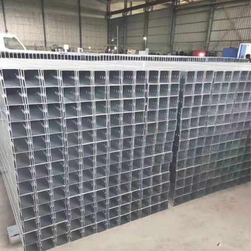 喷塑梯式桥架金属铝合金线缆桥架槽式镀锌防火电缆桥架跨境