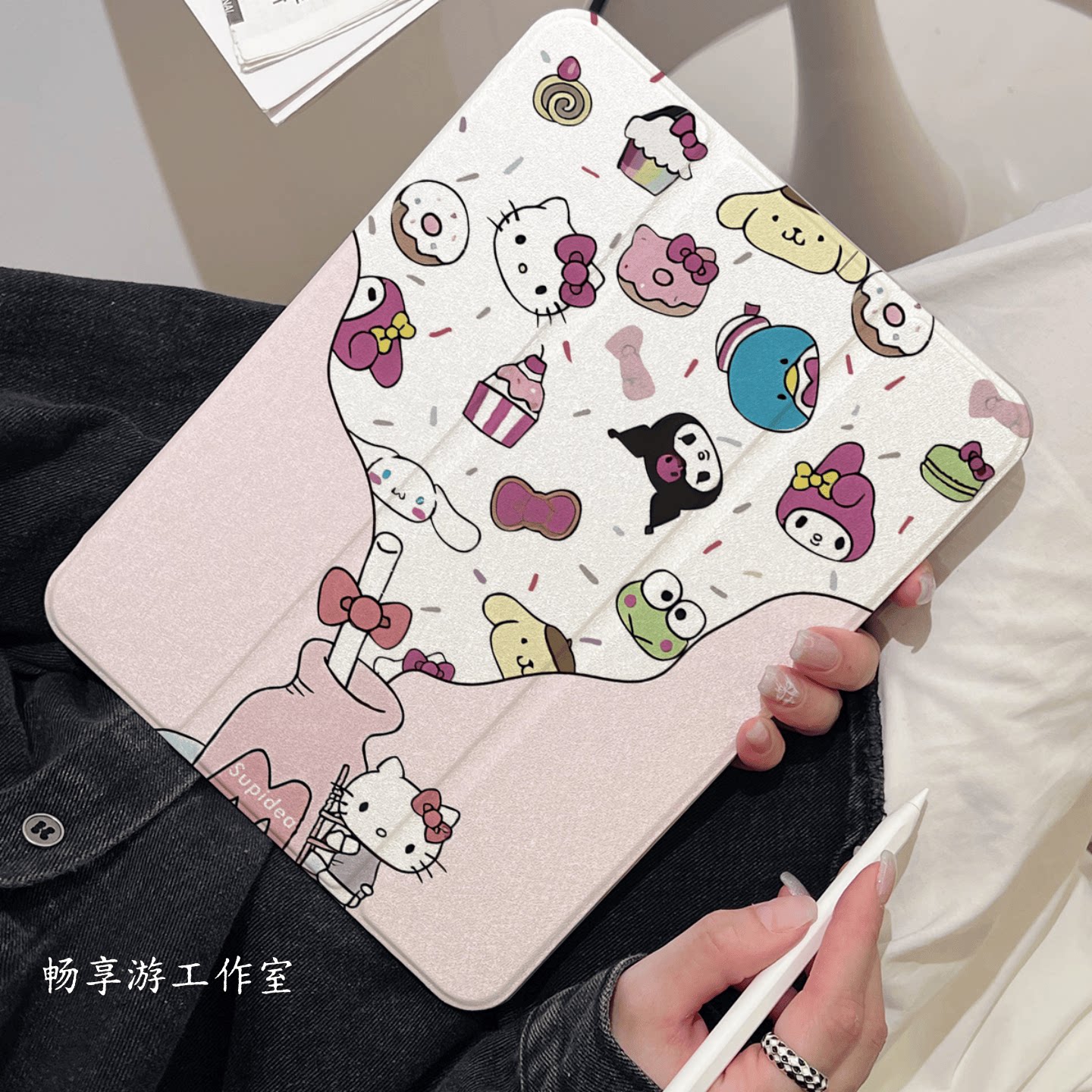 奶瓶猫咪iPad旋转防弯笔槽壳