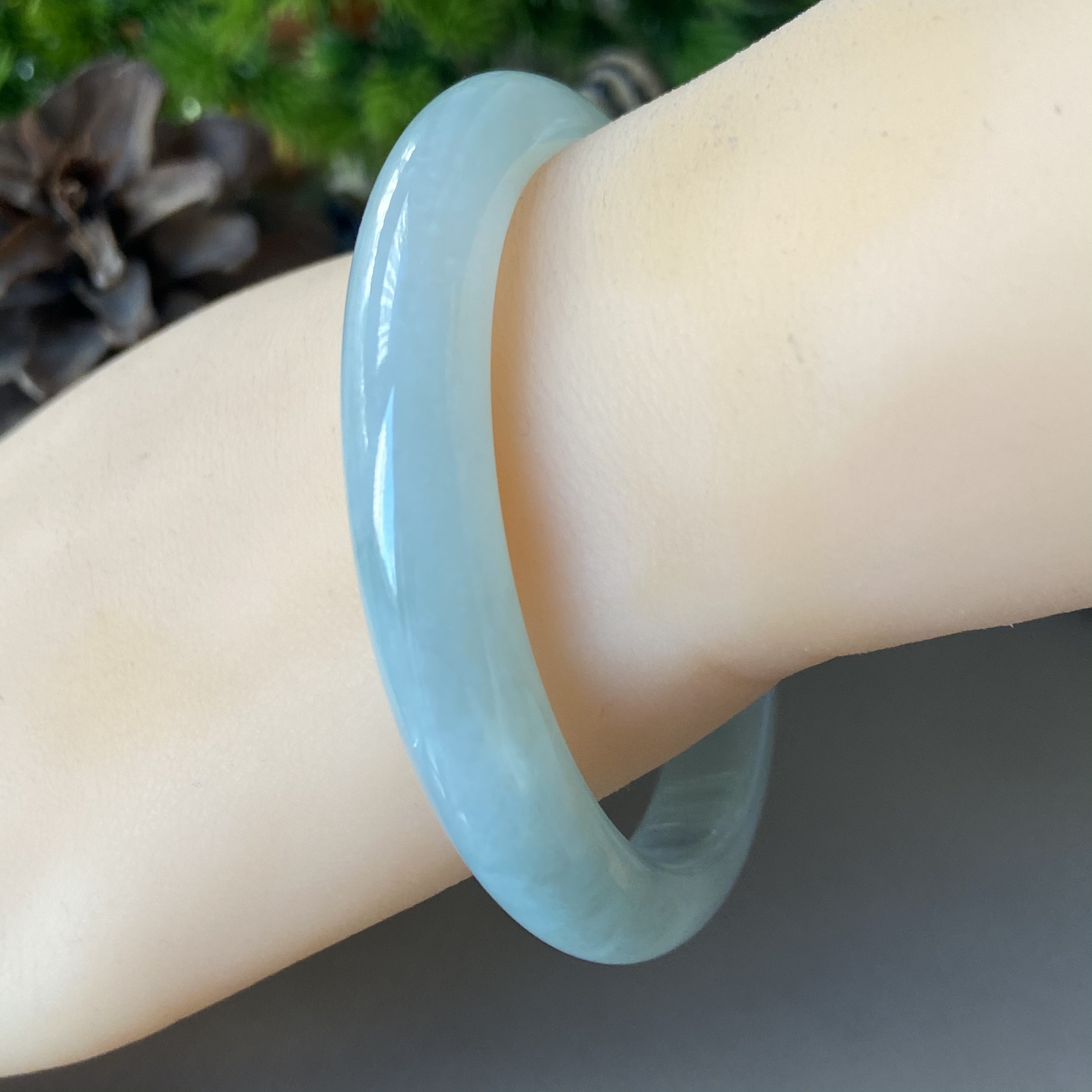 天然缅甸翡翠手镯57冰糯种满绿果绿细条玉镯子58老坑a货0037证书