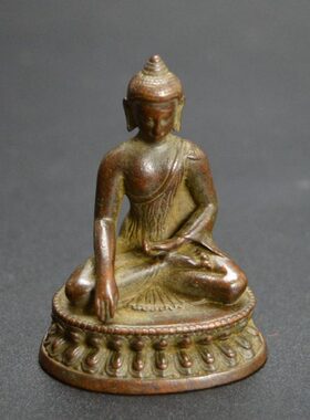 古玩迷你袖珍黄铜释迦摩尼如来佛摆件茶宠仿古铜器工艺品便携供奉