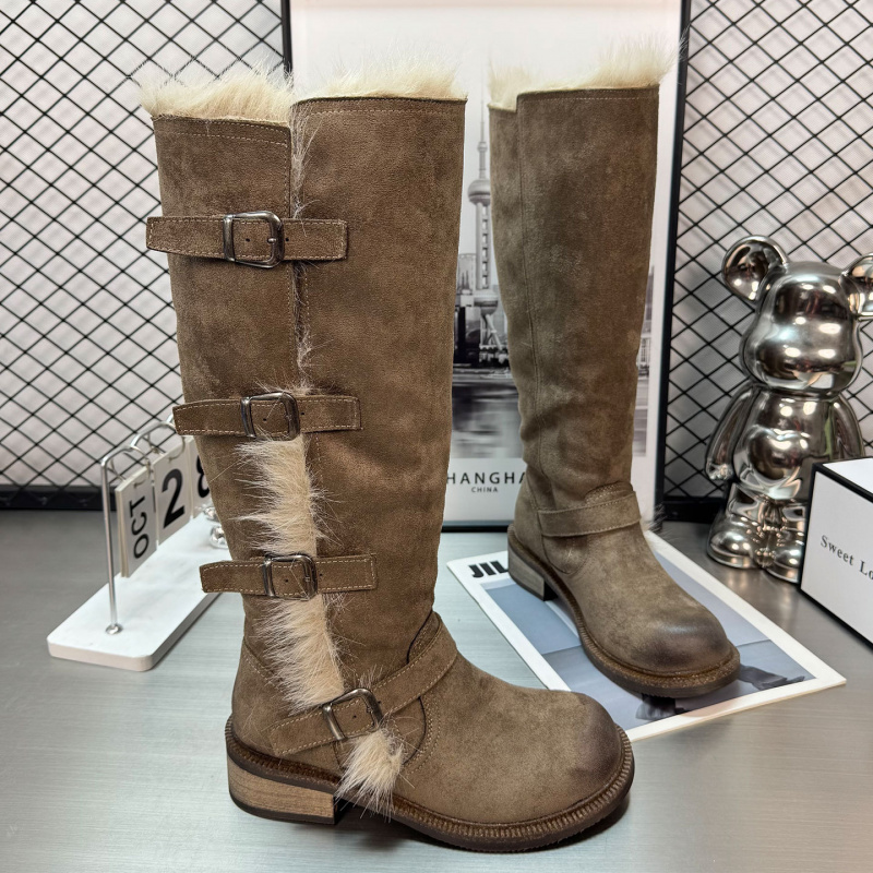 俄式帕扣厚绒高筒靴女