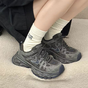 【优】秋冬单里加绒月亮老爹鞋女百搭舒适轻便校园运动休闲鞋子