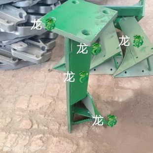 犁铧配件德州淮安427 钢板焊接犁柱配套犁镜面 527犁柱一体式