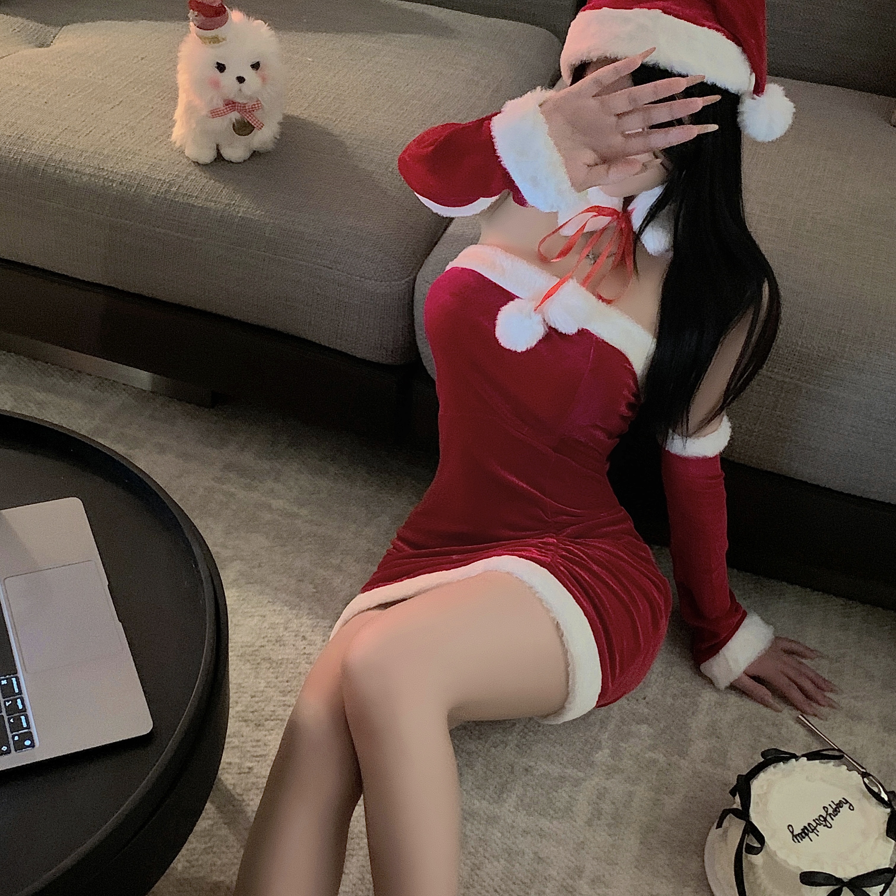 圣诞节新年红色氛围感制服抹胸连衣裙包臀短裙女纯欲性感约会战袍