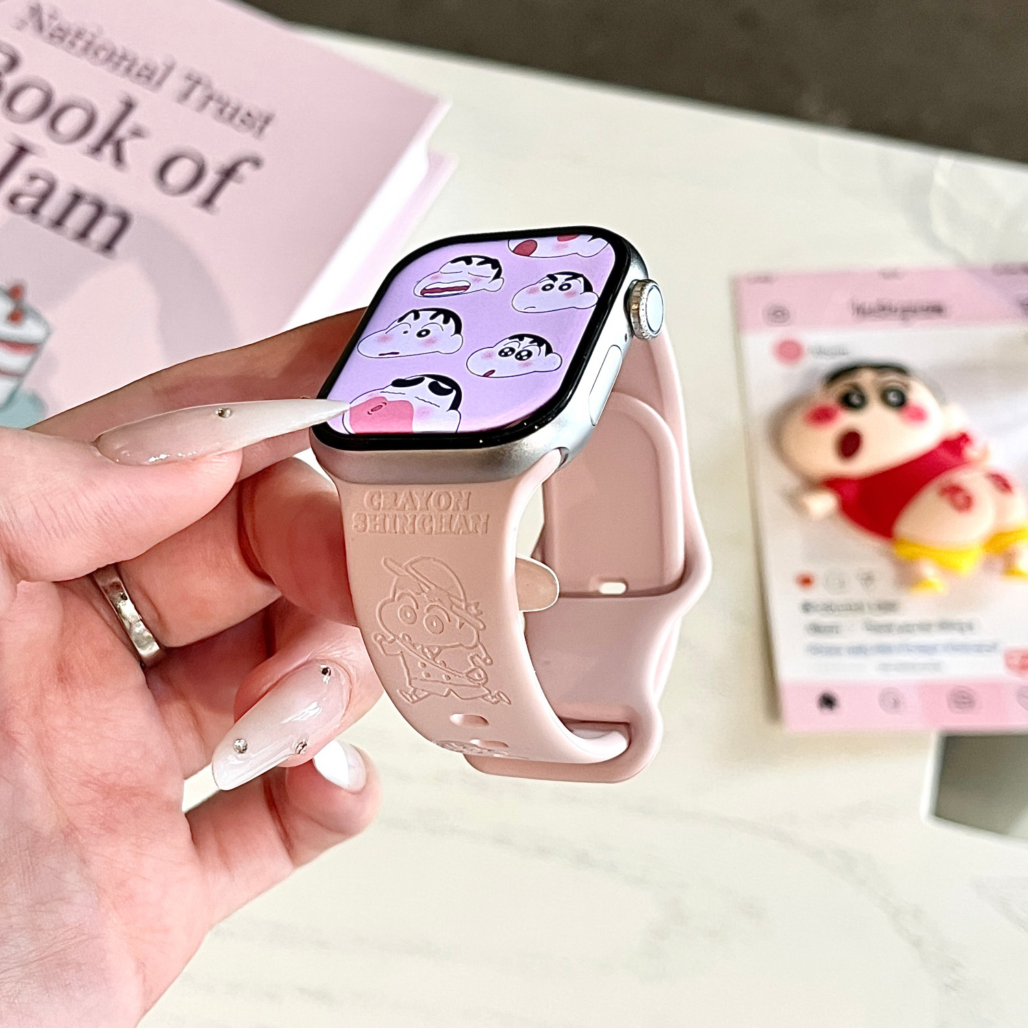 春游小新适用苹果手表表带iwatchS11/10/9硅胶Apple粉色2ultra/SE