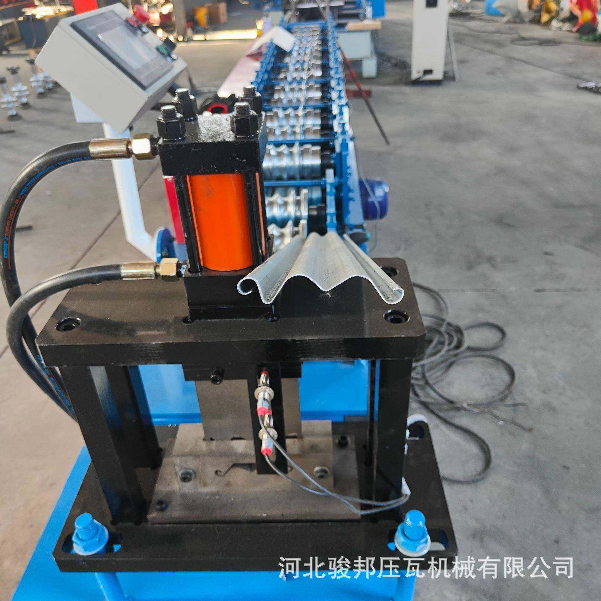 供应卷帘门生产设备镀锌板抗风卷帘门机器卷帘门压瓦机,五金/工具,其他机械五金,淘宝优惠券,粉丝福利购,淘宝优惠卷