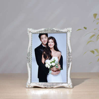 轻奢欧式情侣婚纱照相框创意金属摆台6 7 8 10寸客厅卧室像框摆件