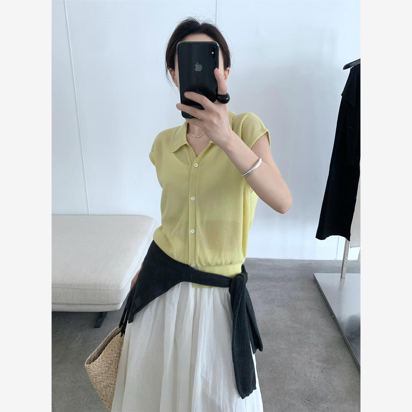 TG简约通勤纯色系扣针织