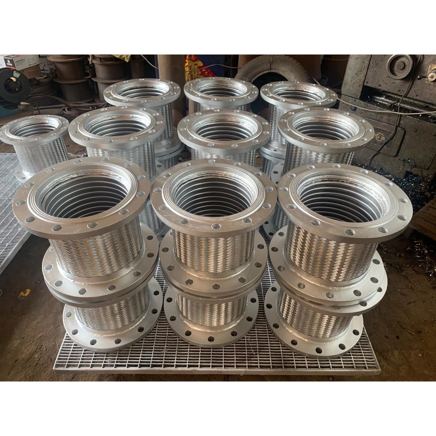 厂家直供补偿器金属补偿器不锈钢补偿器补偿器伸缩膨胀节