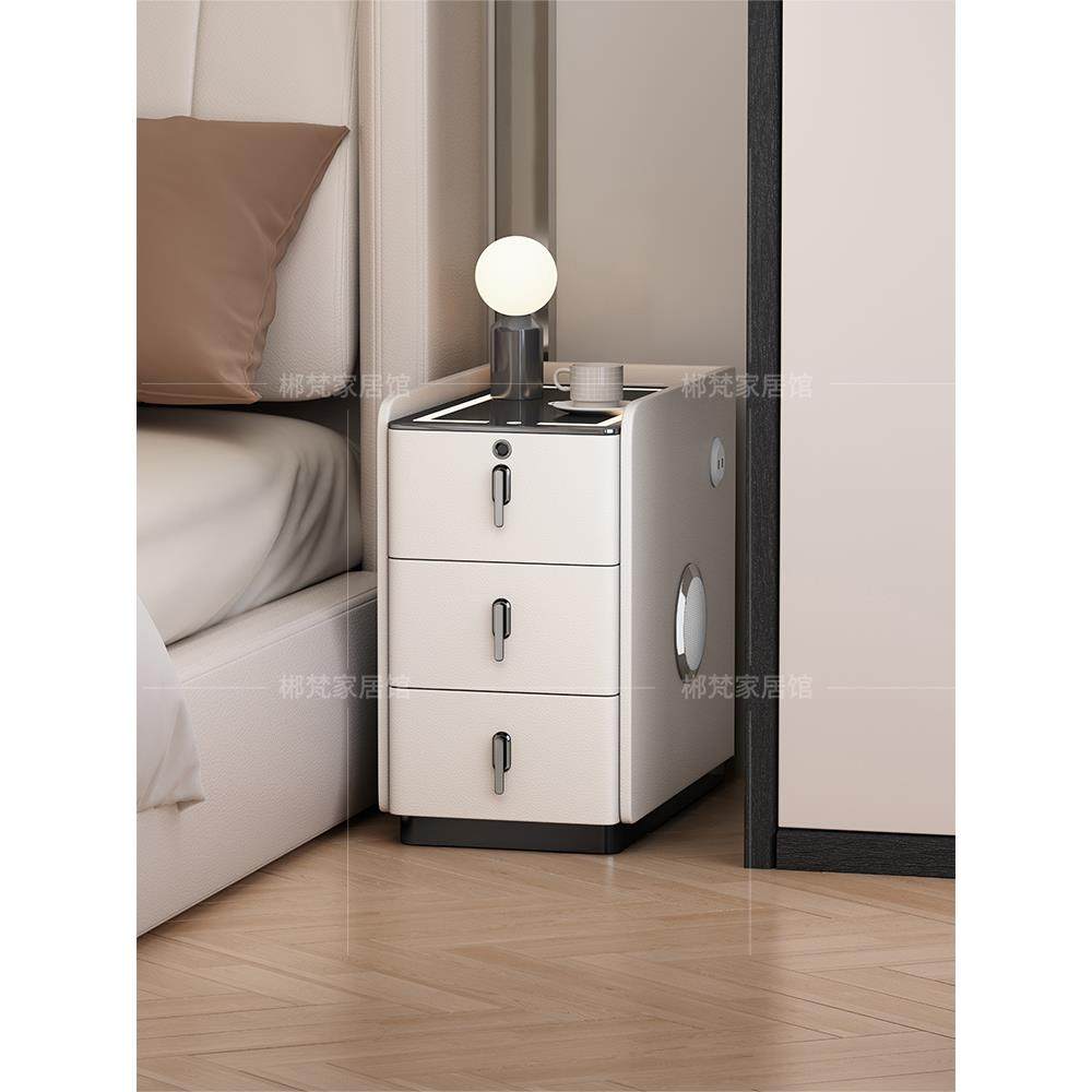 非常窄的床头柜，简单的智能奶油风格小公寓实木家庭卧室，设备齐