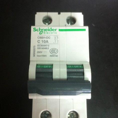 C65H-DC 2P C10A 直流断路器
