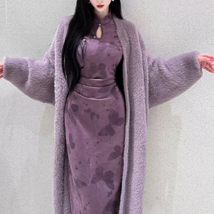 秋冬显白新中式国风旗袍高级长袖连衣裙2025巨好看旗袍遮肚子蝶紫