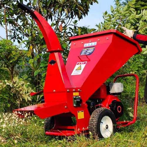 移动式树枝粉碎机小型家用汽油机大马力电启动园林果园木材破碎机