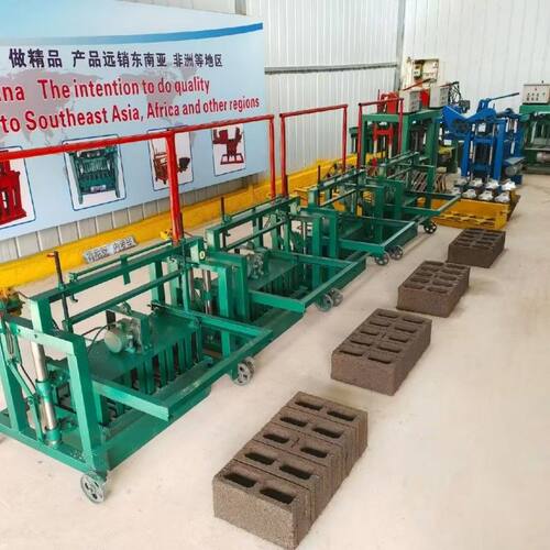 Hollow brick machine多孔免烧水泥实心制砖机粉煤灰泥块土粉碎机
