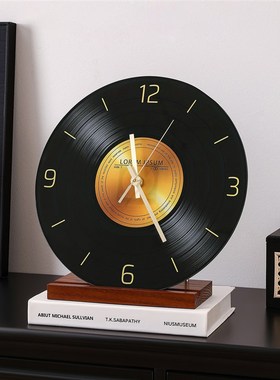 中古风复古黑胶唱片桌面时钟客厅餐边电视柜意式极简装饰座钟