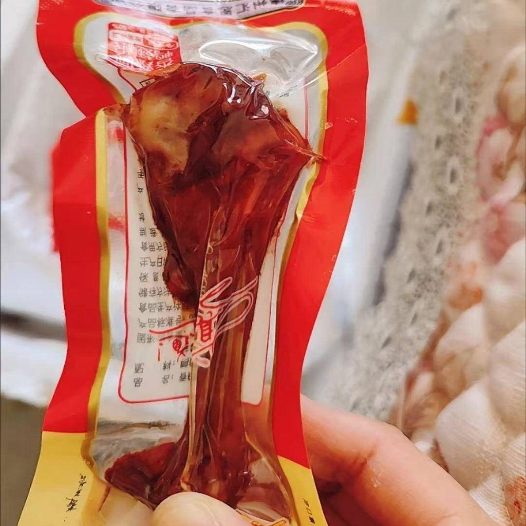 42克盐焗小腿王鸭翅根肉类熟食香辣鸭腿卤味休闲零食整箱