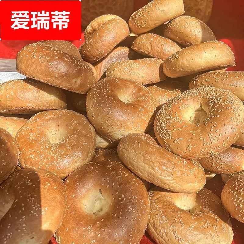 窝窝馕喀什新疆特产手工烤馕窝窝囊传统糕点烤馕馕饼馕坑烤制早餐