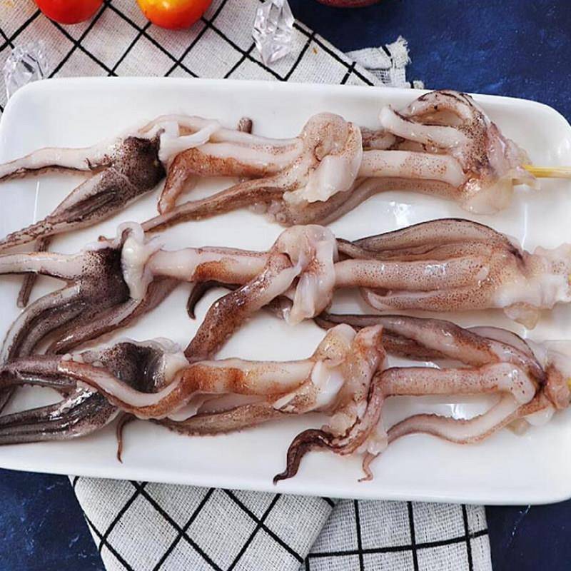 新品30克新鲜鱿鱼须串商用冷冻鱿鱼串铁板烧烤食材尤鱼头串章鱼串