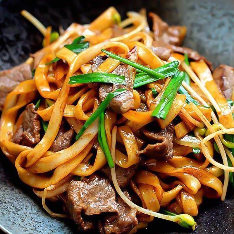 广龙香养点新鲜河粉湿粉炒牛河粉营养速食鲜切湿河粉500g厂家直销