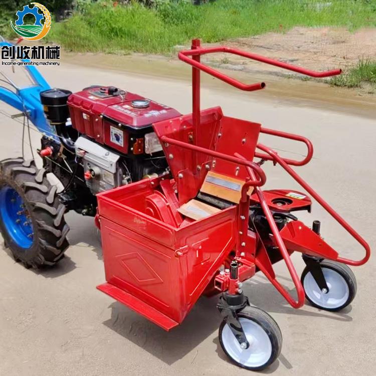 柴油自走式玉米收获机成堆摆放手扶拖拉机前置单行玉米收获机割台