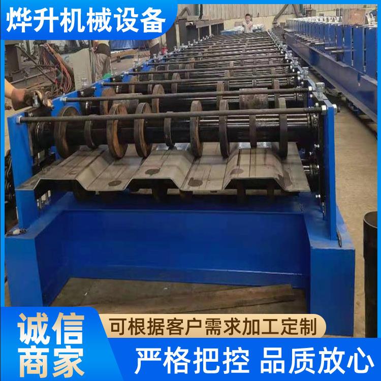 除尘箱体板设备加工半自动6个厚碳钢除尘箱板冷弯滚压设备厂家