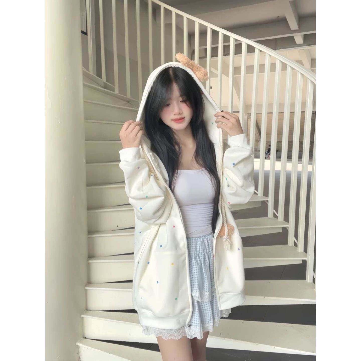 新款甜美可爱刺绣可拆卸小熊连帽卫衣开衫秋季宽松波点外套女