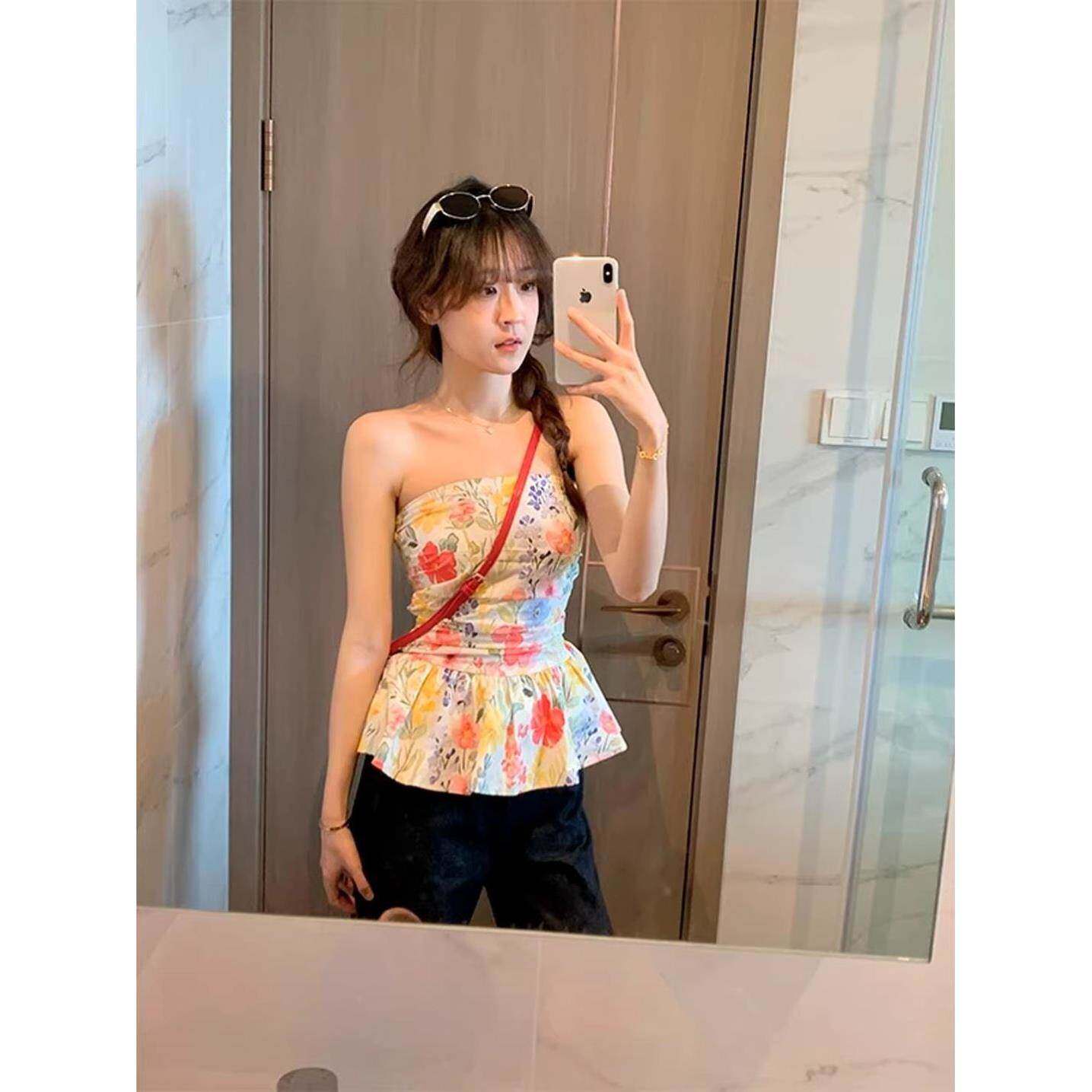 绝美优雅高级度假风纯欲独特轻盈少女感后背打揽防滑裹胸背心上衣