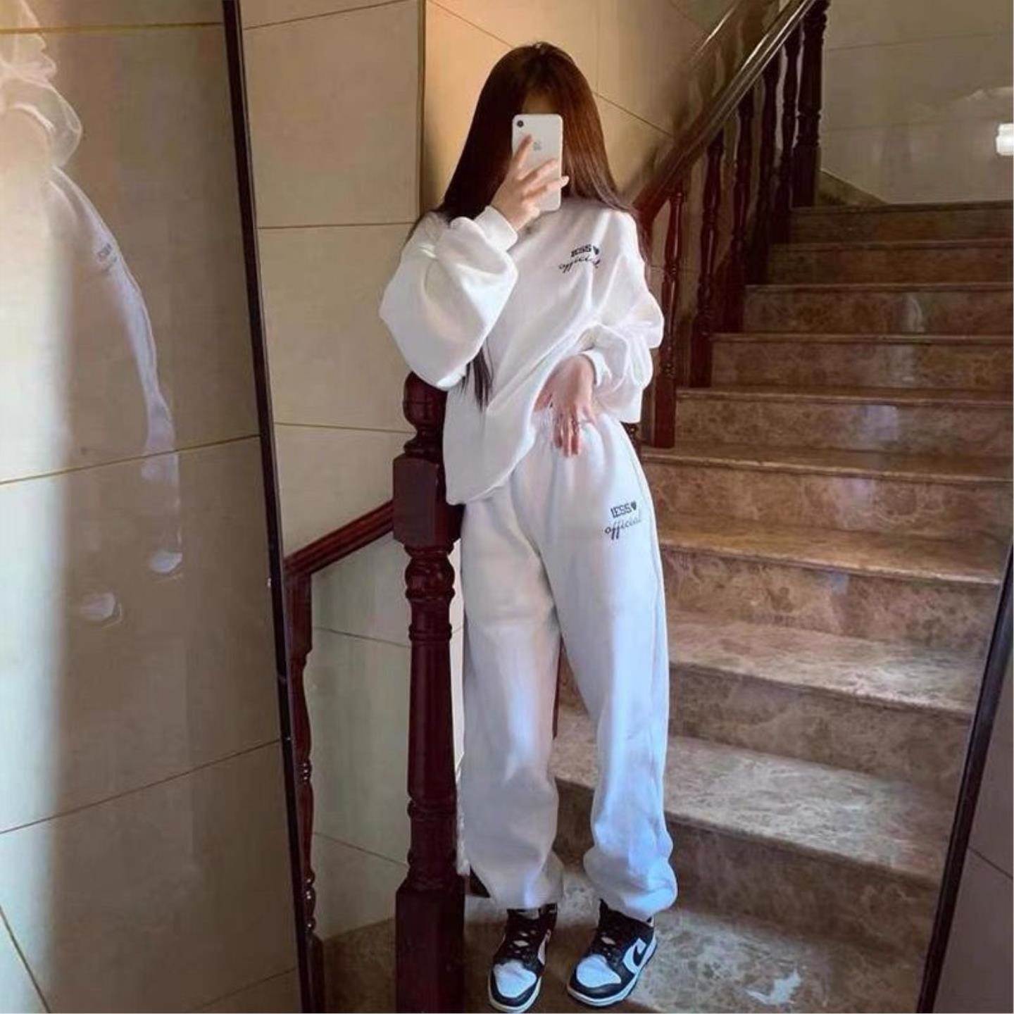 秋冬新款纯色印花运动卫衣套装女宽松休闲时尚百搭加绒加厚两件套