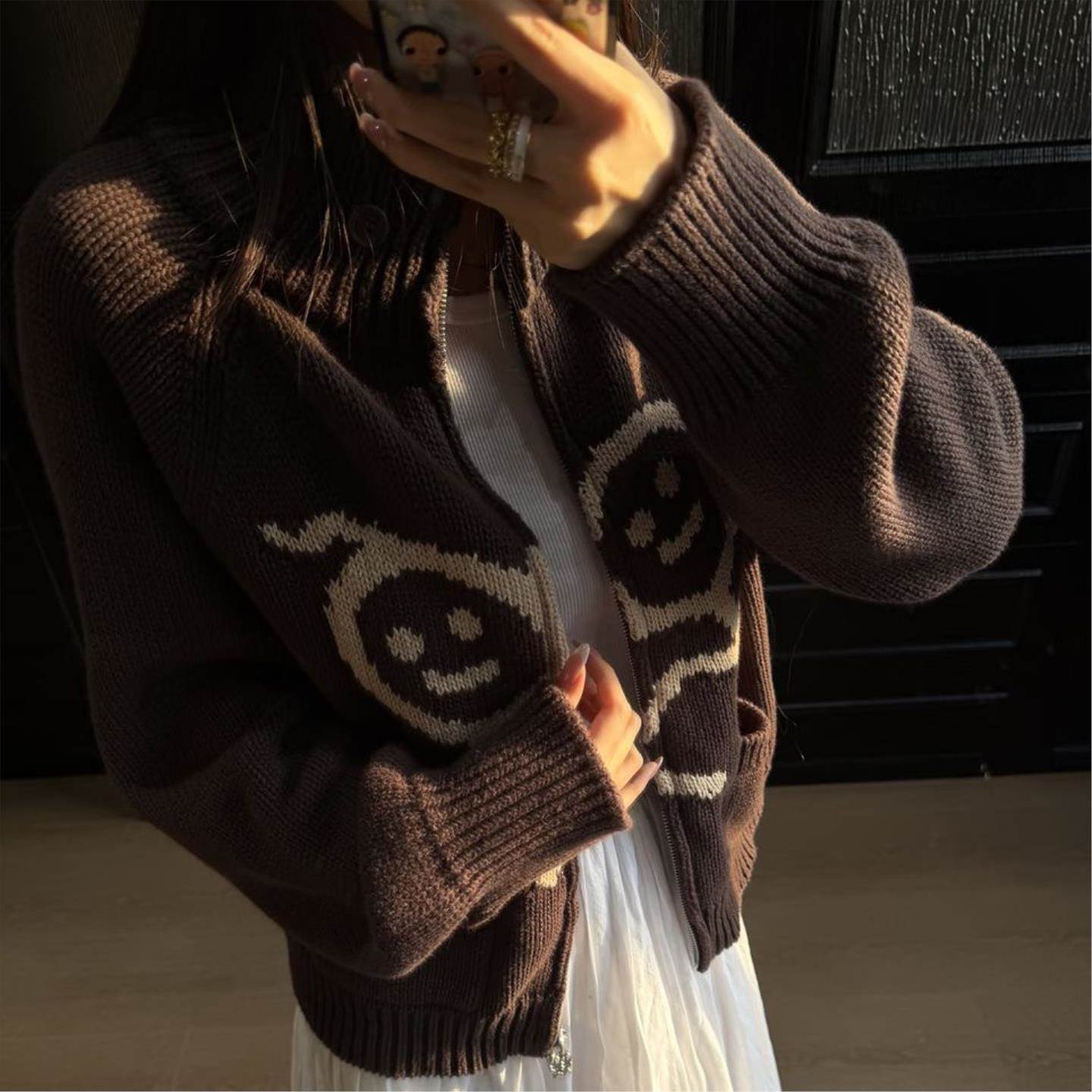 复古美式火柴人开衫女毛衣2026秋冬新款辣妹设计感长袖修身外套