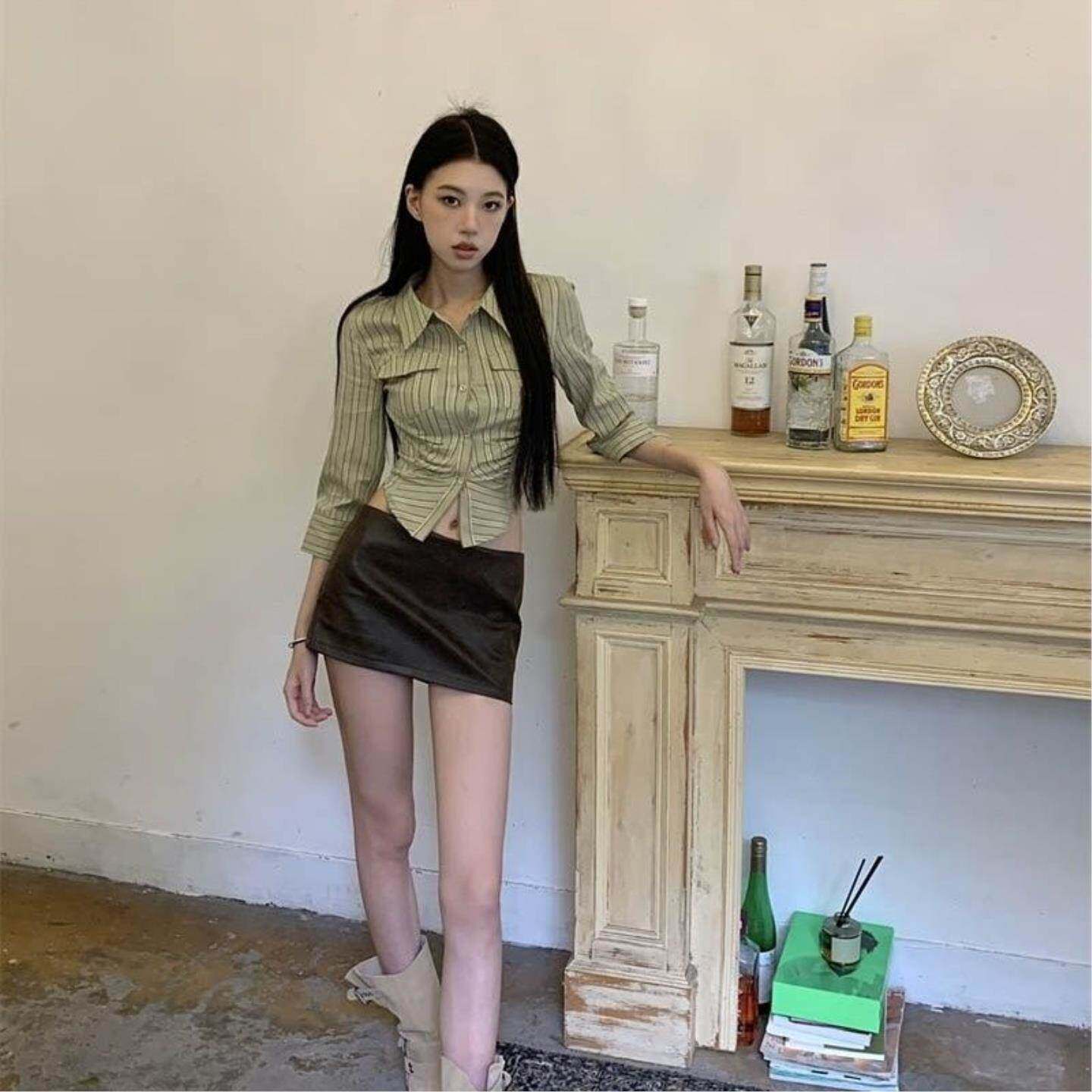 新中式条纹衬衫女夏季长袖修瘦衬衣收腰设计感小众上衣港风外穿
