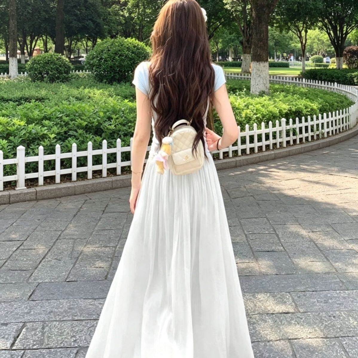 小个子白色半身裙女流光长款百褶大摆裙高腰显瘦裙子淡人穿搭光泽