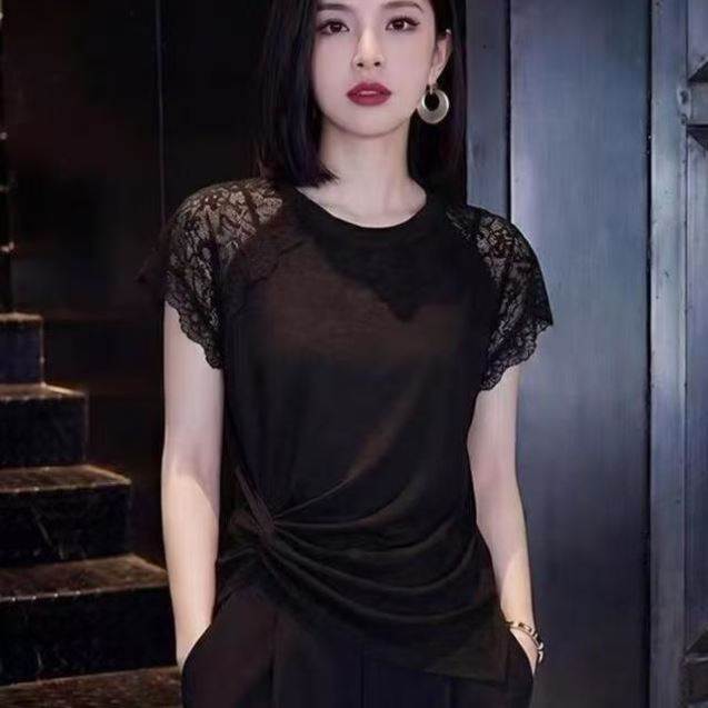 蕾丝拼接白色短袖T恤女2026夏季新款时尚减龄显瘦设计感黑色上衣