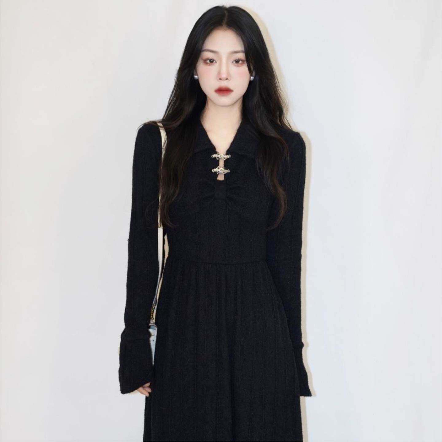 茶歇法式气质显瘦连衣裙子女装春装早春季新款古着vintage裙