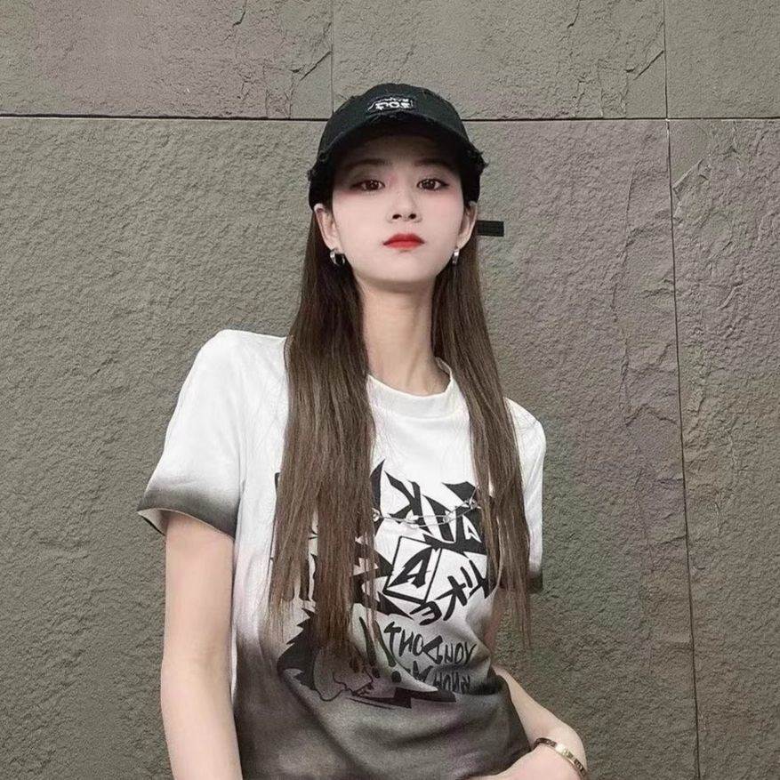 美式设计渐变短袖T恤女夏季韩国女装辣妹显瘦小众百搭上衣
